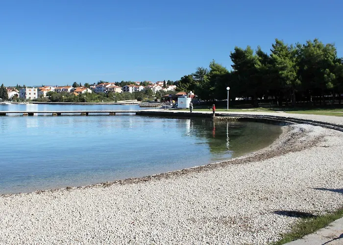 Family Friendly House With A Parking Space - Diklo, - 22477 Сasa de vacaciones *