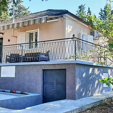 Family Friendly House With A Parking Space - Diklo, - 22477 * Zadar