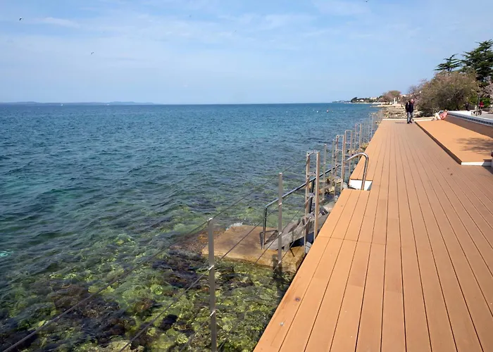 Family Friendly House With A Parking Space - Diklo, - 22477 Prázdninový dům