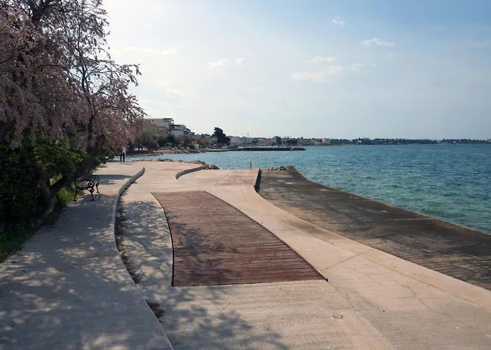 Family Friendly House With A Parking Space - Diklo, - 22477 Prázdninový dům *